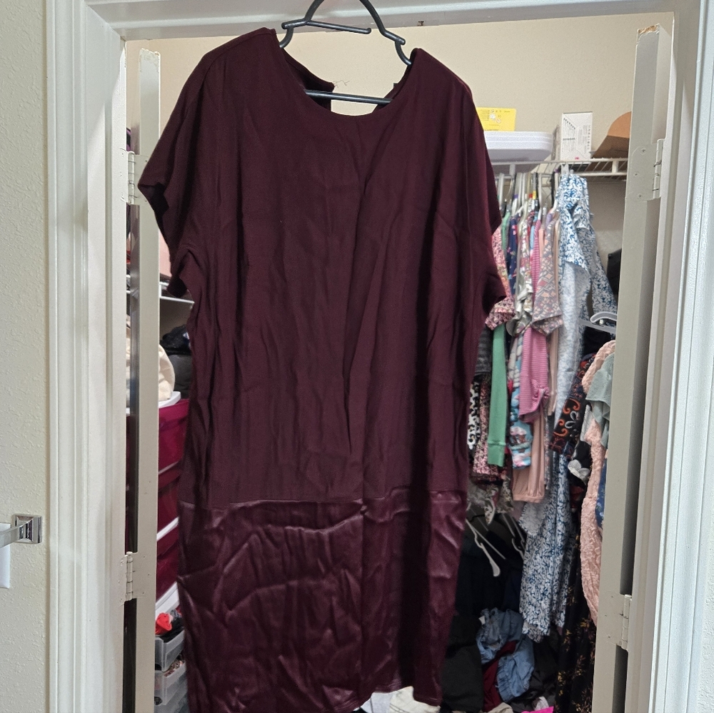 Avenir Double Luxe Dress Black Cherry Burgundy Universal Standard Size M (18-20)